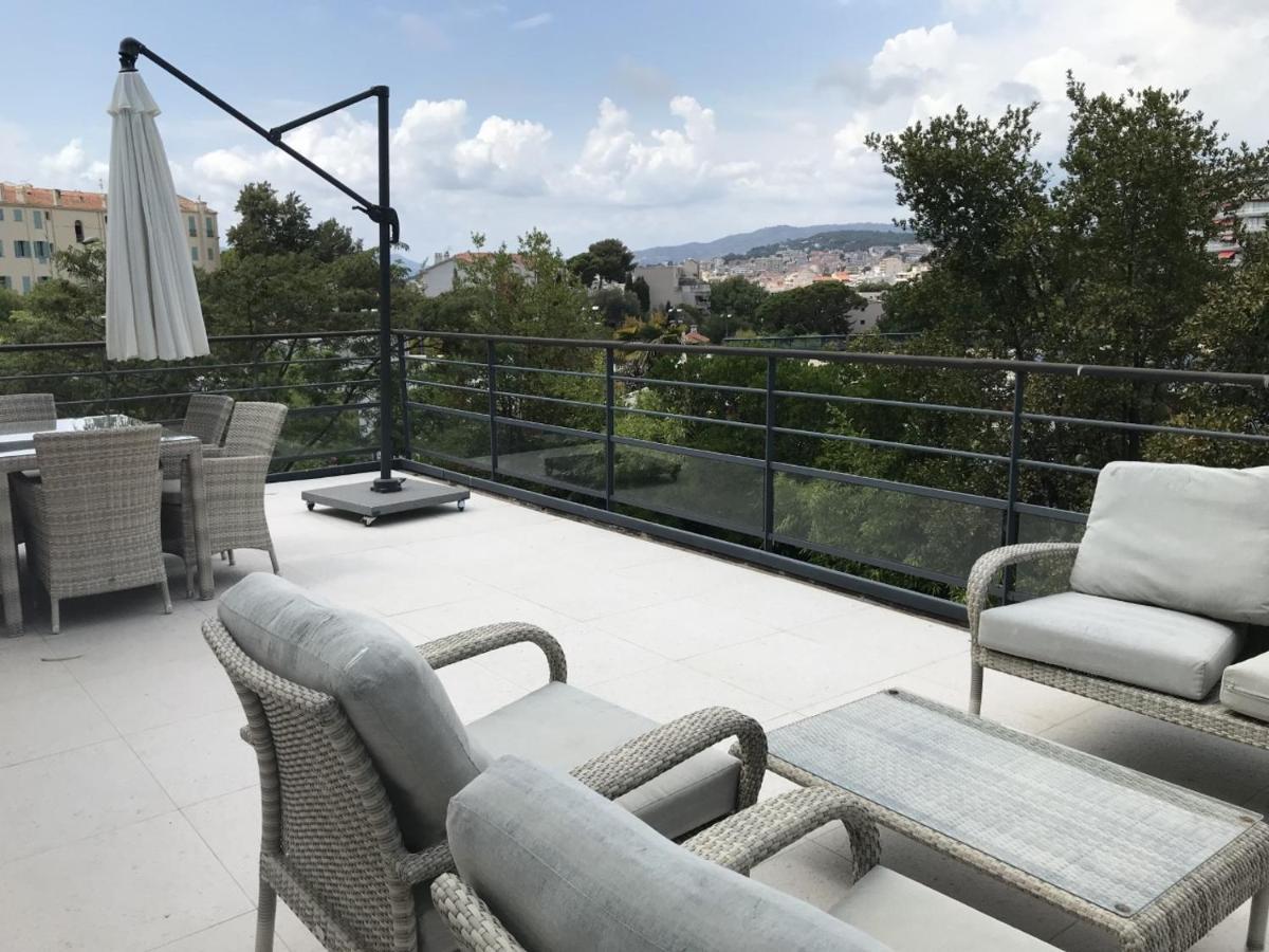 Appartement Montfleury, 2 Terrasses, 2 Chambres , 2 Sdb , Pkg Prive Piscine, 15 Min Walk To Croisette Beach And Palais Des Festivals Кан Екстериор снимка