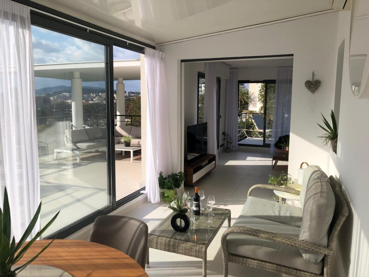 Appartement Montfleury, 2 Terrasses, 2 Chambres , 2 Sdb , Pkg Prive Piscine, 15 Min Walk To Croisette Beach And Palais Des Festivals Кан Екстериор снимка